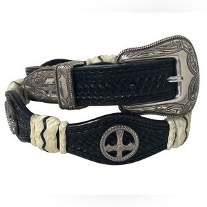 Vintage 1997 Ranger Western Belt Black Tooled Leather Silver Cross Conchos